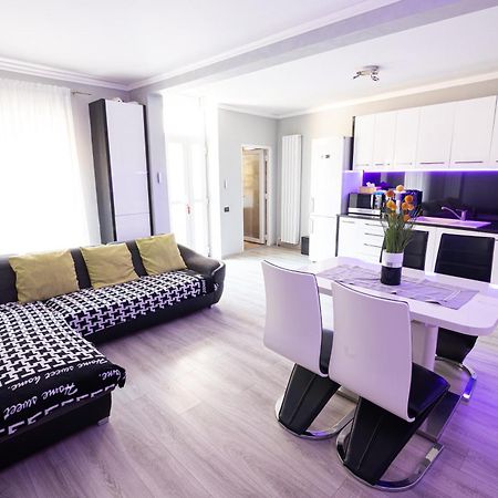 Whitehouse Apartment Arad Luaran gambar
